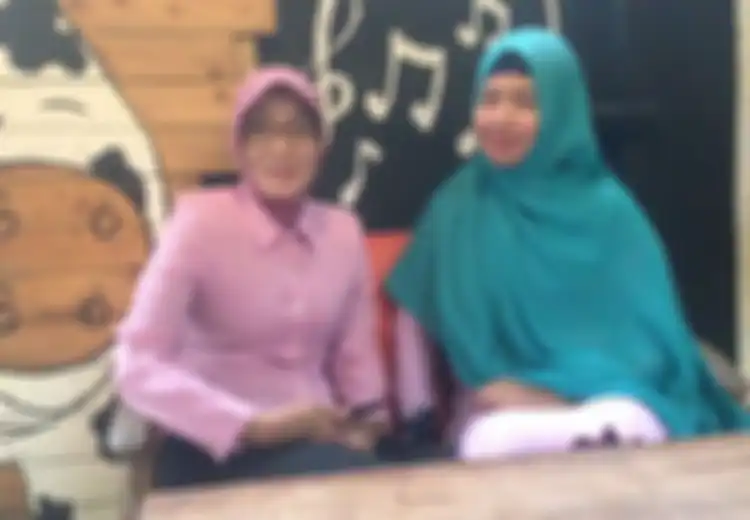Untuk Memberantas Prostitusi di Wilayahnya, Kapolsek Wedarijaksa Ini Menyamar Jadi PSK. Salut!
