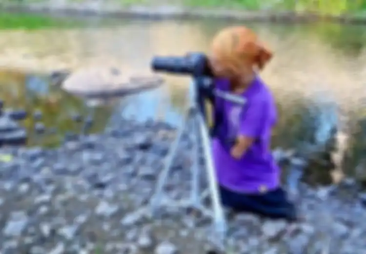 Tanpa Tangan dan Kaki, Pria Ini Handal Sebagai Fotografer