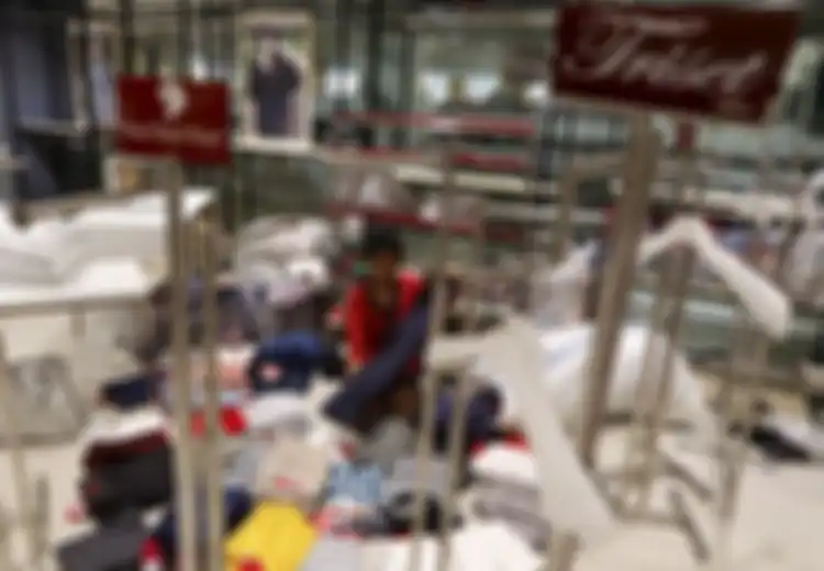 Situasi Makin Gila, Departemen Store Berguguran Satu Per Satu