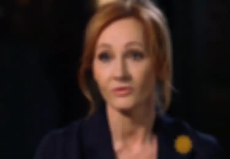 Kaya Tapi Tidak Pelit, JK Rowling Bersedekah Hingga Rp2,1 Triliun