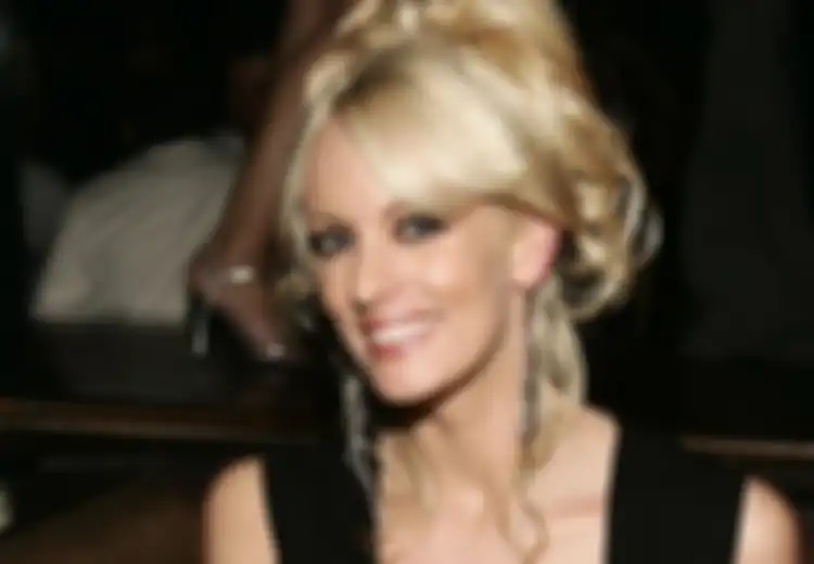 Bintang Film Biru Stormy Daniels Ungkapkan Detail Perselingkuhannya dengan Donald Trump: Bermula dari Lapangan Golf