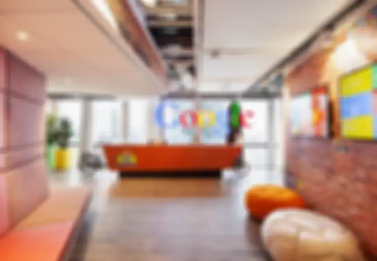 Karyawan Google dan Facebook Harus Patuhi Aturan Ini Kalau Mau Pacaran dengan Teman Sekantor!