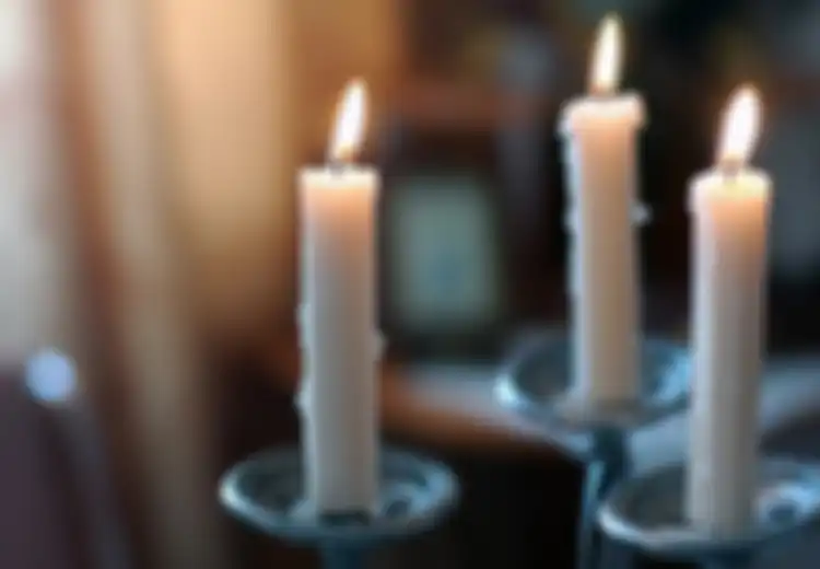 Sebelum Ada Listrik, Lilin Seperti Inilah yang Memberikan Penerangan pada Zaman Dulu