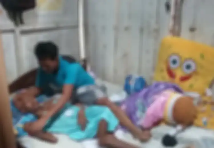 Remaja di Kendal Ini Selalu Kesakitan Tiap Bergerak, Sang Ayah Tinggalkan Pekerjaan demi Merawatnya