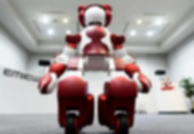 EMIEW 3, Robot yang Punya Detak Jantung