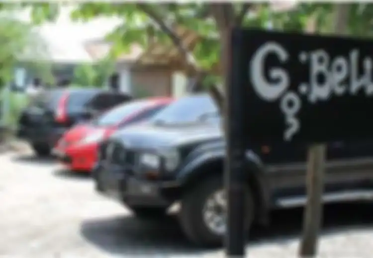 Sensasi Menikmati Belut di Dalam ‘Gubuk’