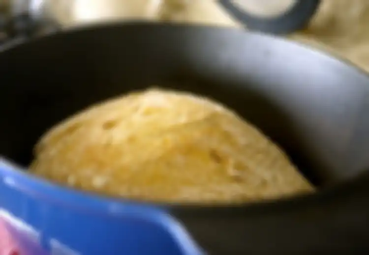 Kisah Uang di Dalam Panci Mentega