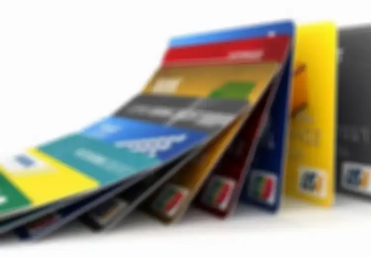 Ini Manfaat Menggunakan Kartu Debit dalam Perencanaan Keuangan