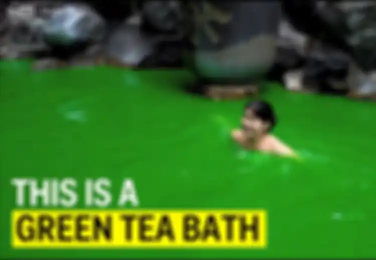 Di Jepang Anda bisa Berendam dalam Kolam Berisi Greentea, Kopi, Anggur Merah, dan Berbagai Minuman Lain