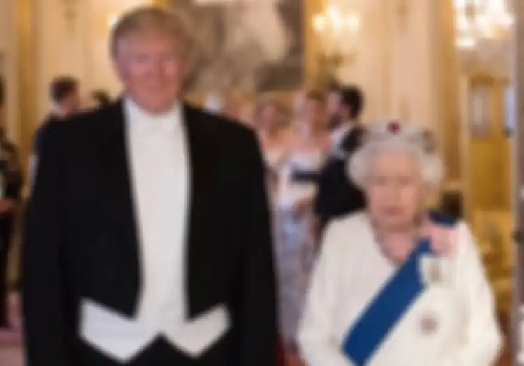 Potret Ratu Elizabeth II bersama Presiden Donald Trump