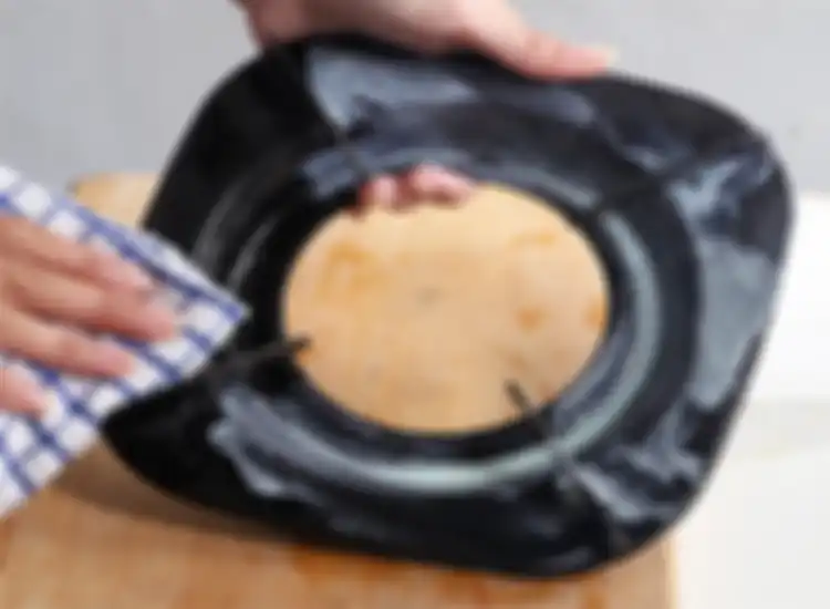 Tips Membersihkan Kerak Pada Kompor