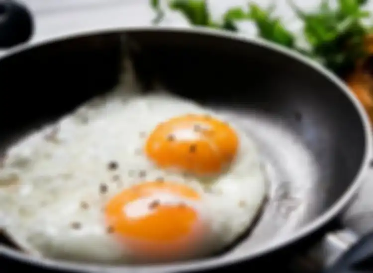masak telur dengan cara salah bisa bahaya