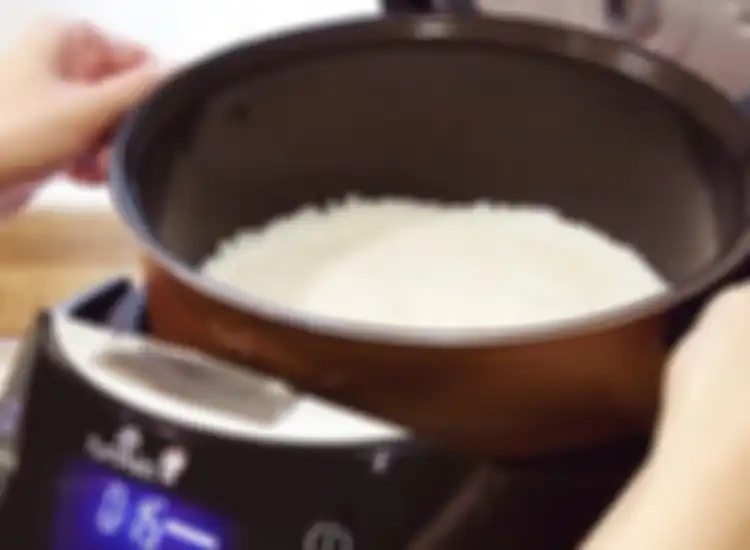 10 menit membuat rice cooker tetap bersih agar nasi tidak cepat basi