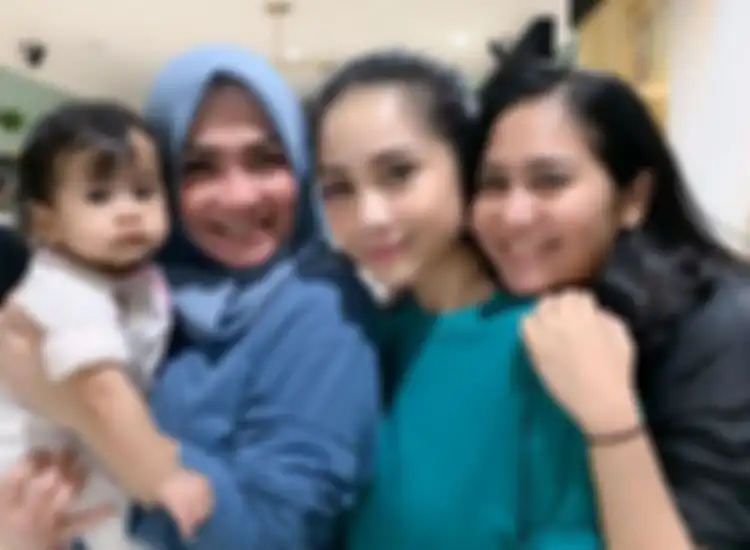 Caca Tengker, Nagita Slavina, Mama Rieta