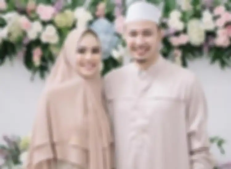 Kartika Putri dan habib Usman