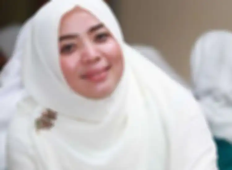 Muzdalifah tinggal di rumah mewah Rp. 32 M, Jumlah ARTnya bikin kaget