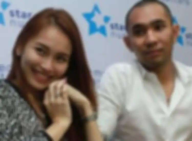 Enji Baskoro dan Ayu Ting Ting
