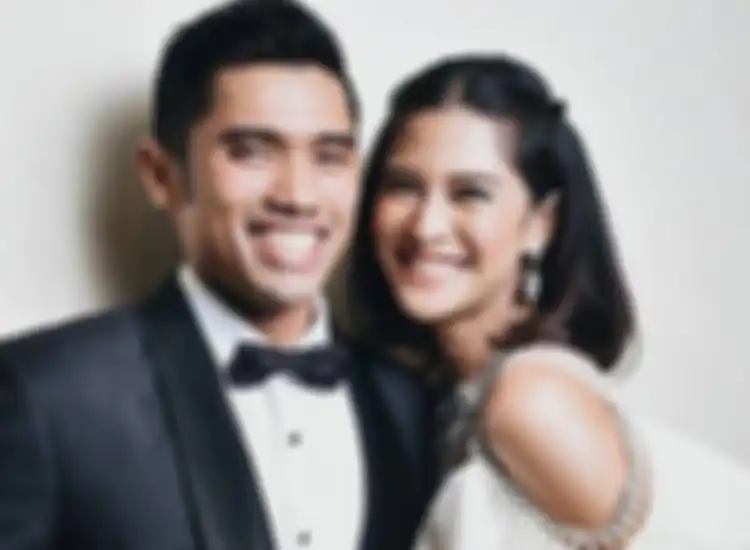 Dian Sastrowardoyo dan suaminya