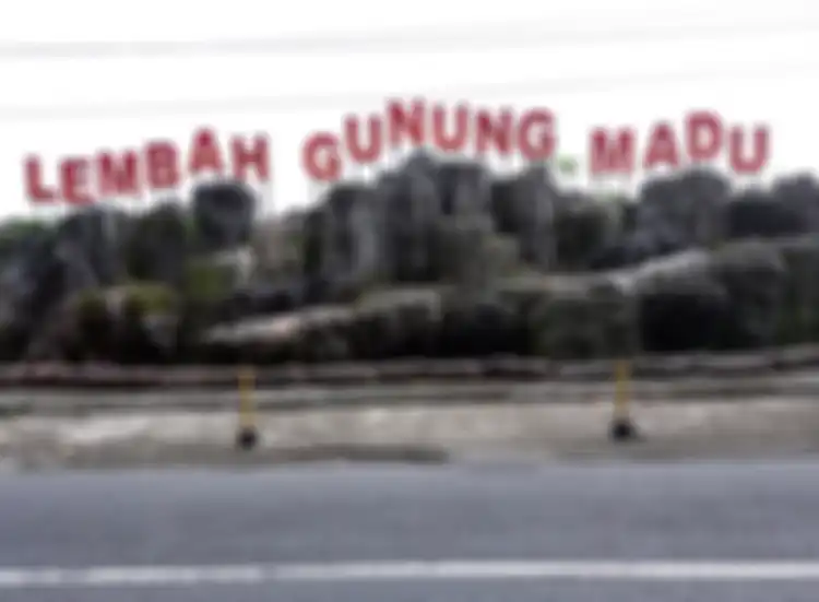 Spot tulisan di Lembah Gunung Madu