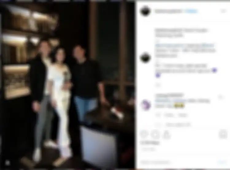Baju mahal Syahrini saat makan bersama Chakra Khan