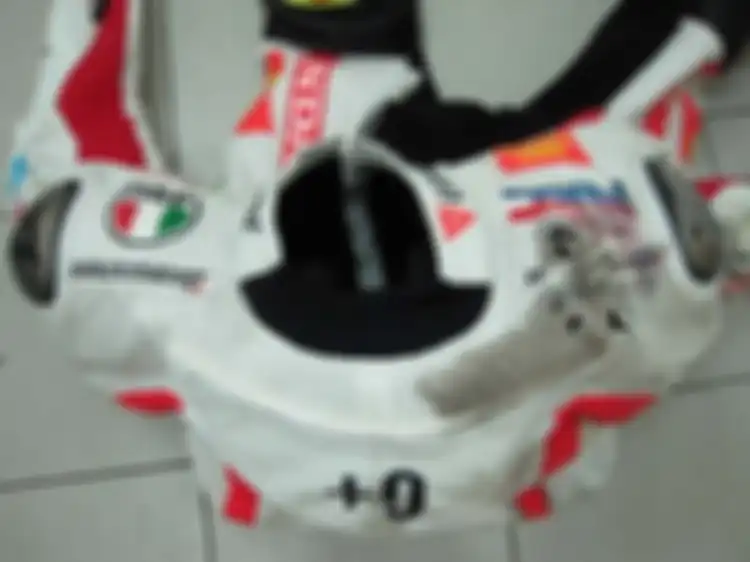 Kondisi wearpack Simoncelli