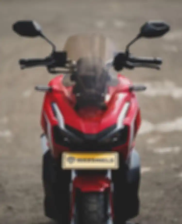 Windshield Sectbill tipe standar di Honda ADV150, banderolnya mulai Rp 150 ribuan