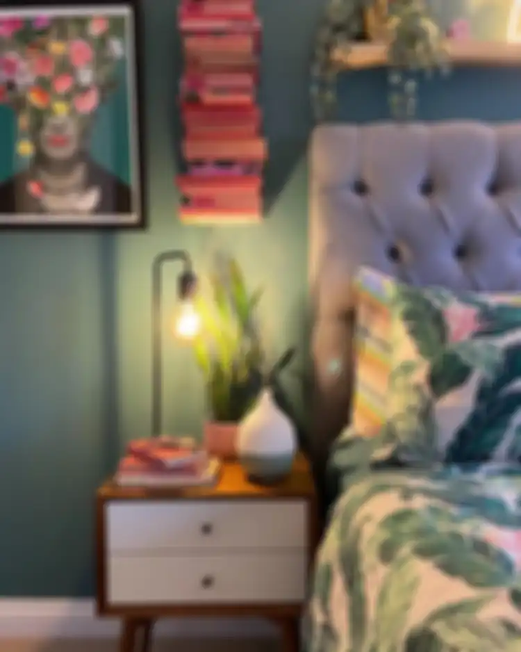 kamar warna hijau sage
