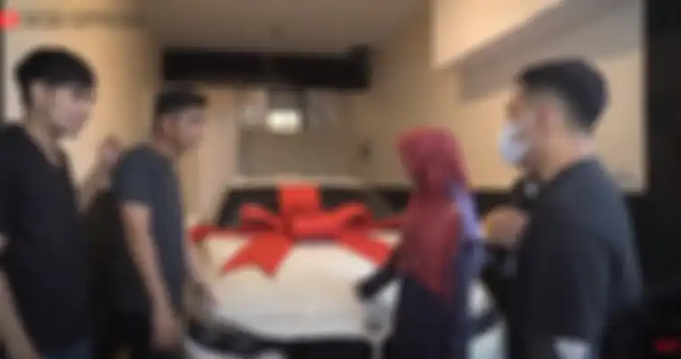 Foto Mobil kado dari Putra Siregar untuk Teuku Ryan dan Ria Ricis.
