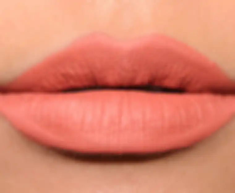 coral matte lipstik