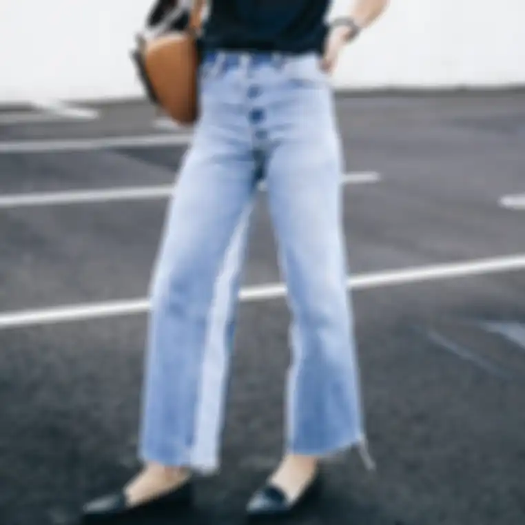 Wide leg jeans dan flat shoes