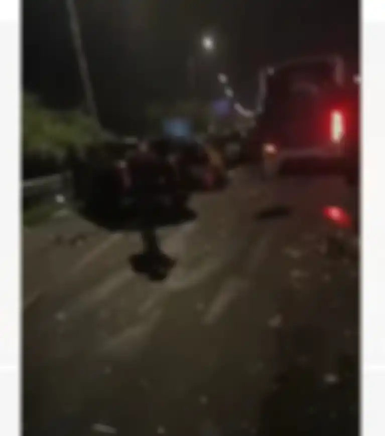 Kecelakaan beruntun di tol Cipularan Km 92