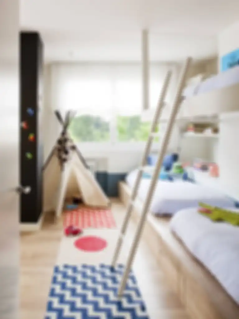 tempat tidur anak