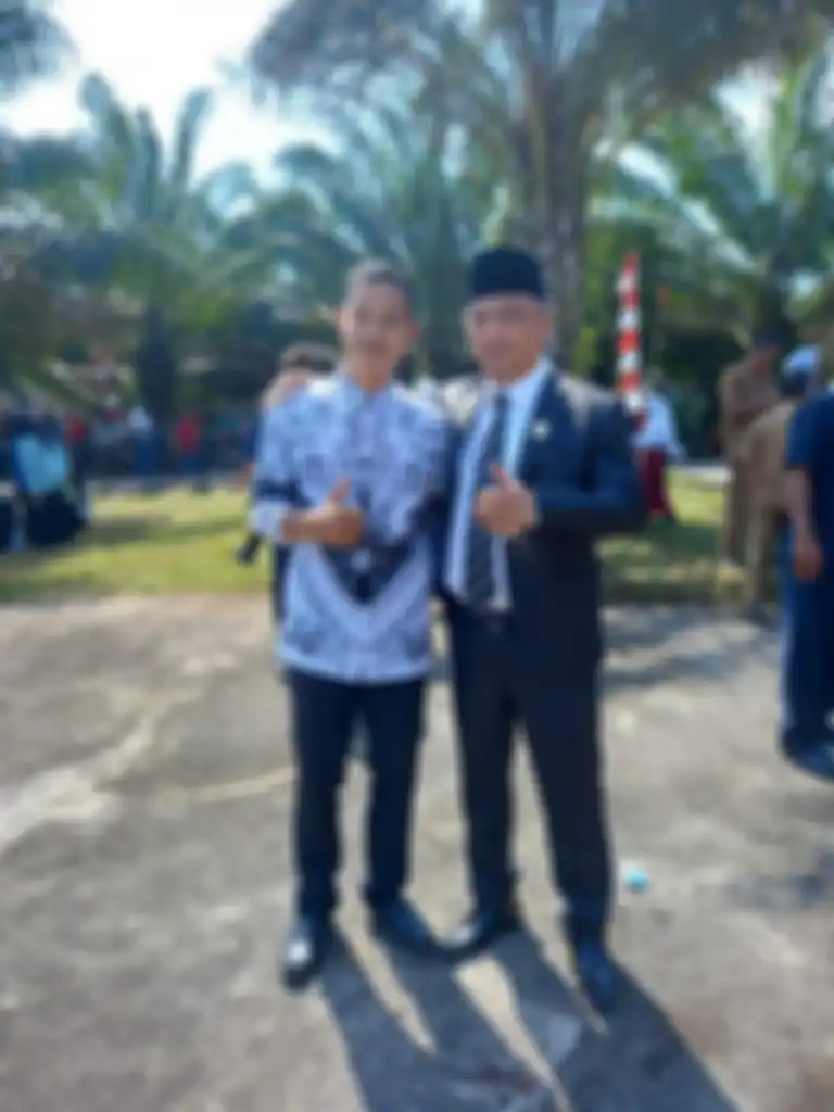 M. Zen Sukri, Anggota DPRD Fraksi Gerindra Kabupaten Muara Enim bersama kolega dan kerabatnya.