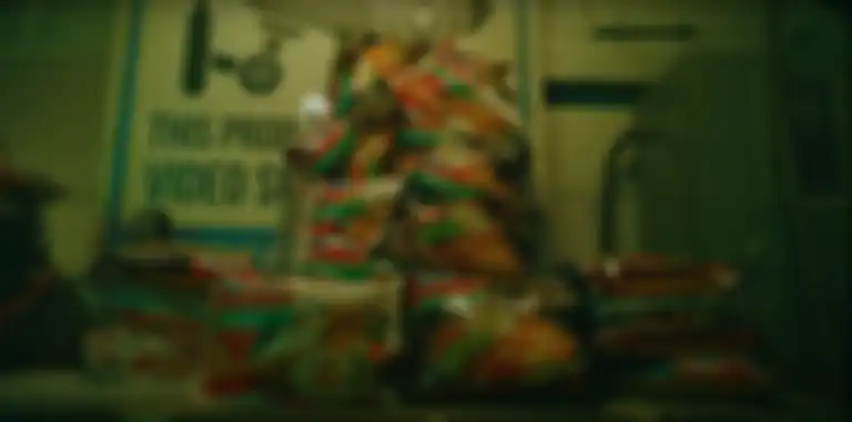 tangkapan layar dari youtube Rich Brian dengan klip terbarunya Love in my pocket rilis hari ini, 25/8/20. 