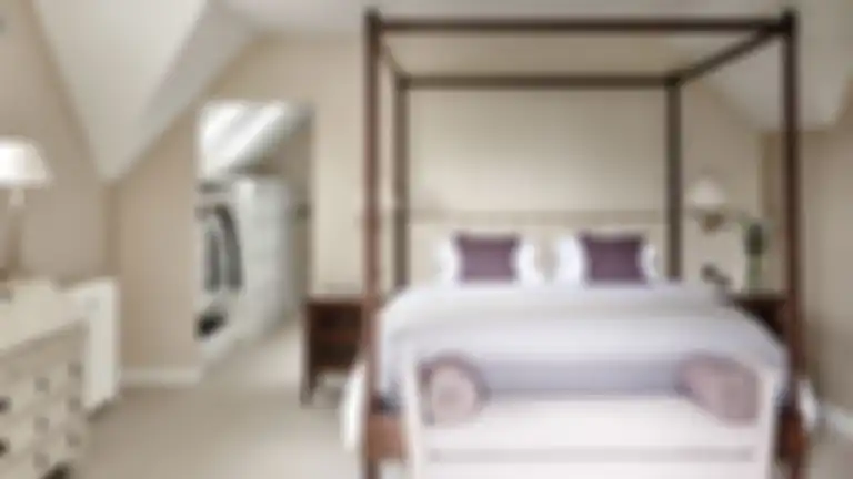 Inspirasi desain bedroom closet yang ideal. 