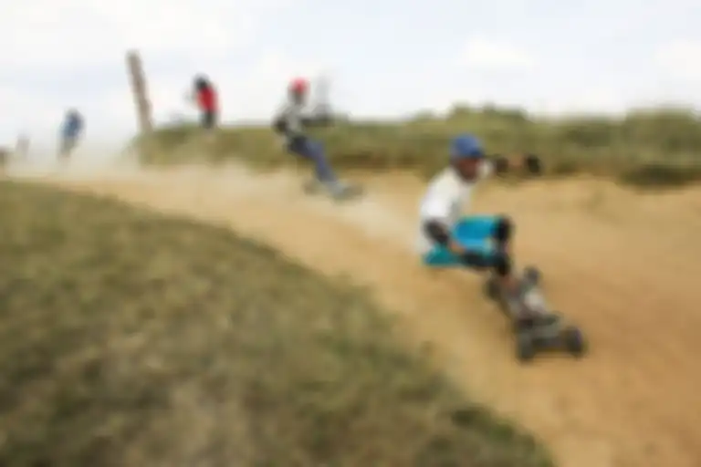 Off-road skateboard