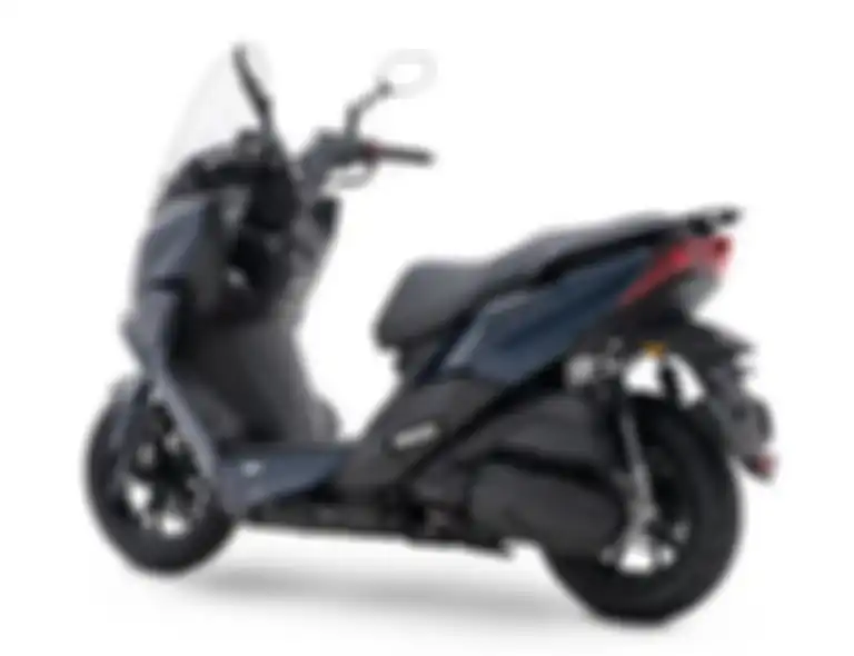 Kymco Dink-R 2023 tampak samping belakang.