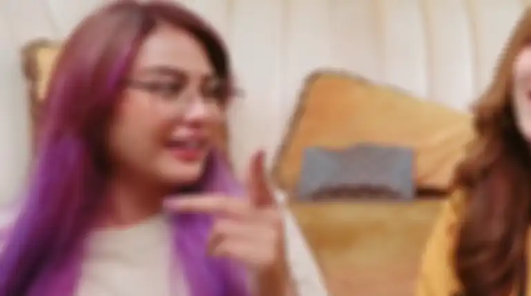Video YouTube Marisha Chacha bersama Aurel Hermansyah
