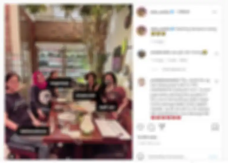 Postingan Rieta Amilia