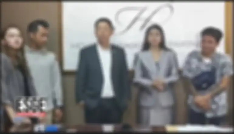 Qory meminta maaf kepada Eza Gionino