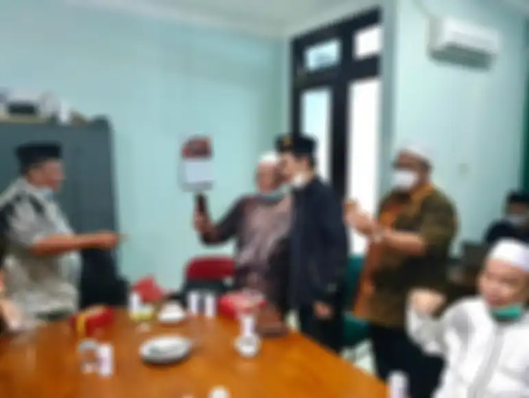 Ustaz Abdul Somad saat mengunjungi Kantor PWNU Jatim. 