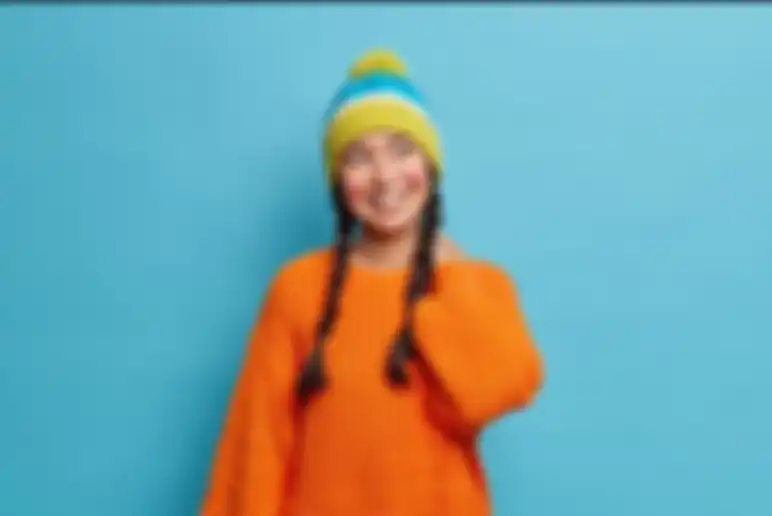 Ilustrasi memakai topi beanie