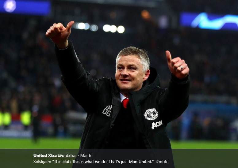 Pelatih interim Manchester United, Ole Gunnar Solskjaer saat merayakan kelolosan timnya ke perempat final Liga Champions di Parc des Princes