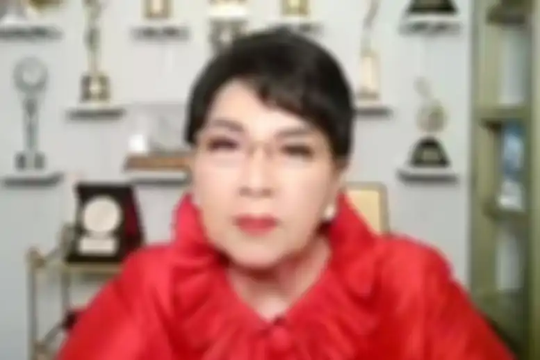 Titiek Puspa saat melakukan bincang virtual dengan awak media, Selasa (1/11/2022).