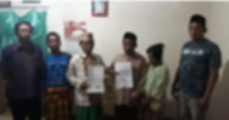 Seorang pria dilaporkan ke polisi oleh mertuanya karena memiliki kelamin yang terlalu besar yang diduga penyebab dari kematian anaknya.