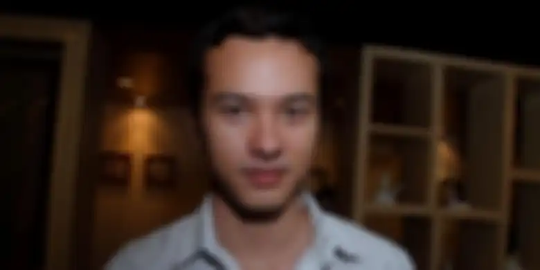 Nicholas Saputra.