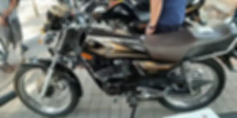 Tampilan samping RX King 2003