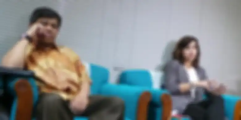 Politikus Partai Demokrat, Nova Riyanti Yusuf, melaporkan suaminya, anggota DPR dari Fraksi Gerindra Soepriyatno