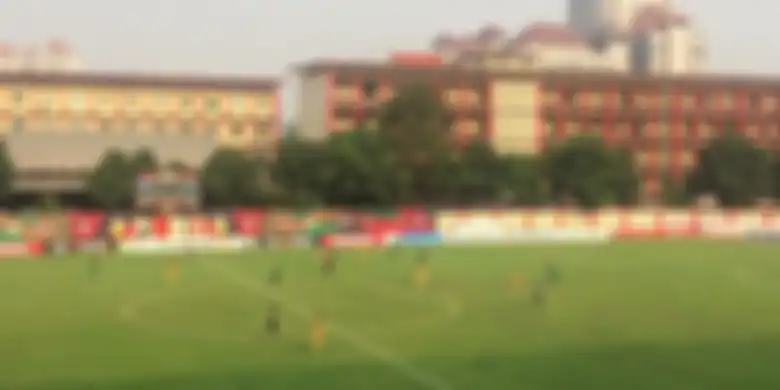 Stadion PTIK, yang berada dalam kompleks Perguruan Tinggi Ilmu Kepolisian di Jakarta Selatan dapat diakses oleh publik secara bebas. 