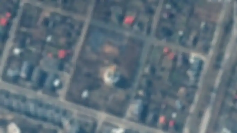 Citra satelit yang menunjukan kuburan massal di Bucha, Ukraina